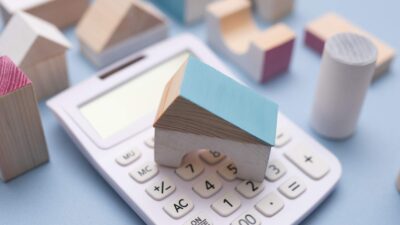 住宅ローンの金利は固定金利と変動金利はどちらを選ぶべきか？