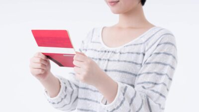 定期預金の金利は普通預金よりお得？メリット・デメリットは？