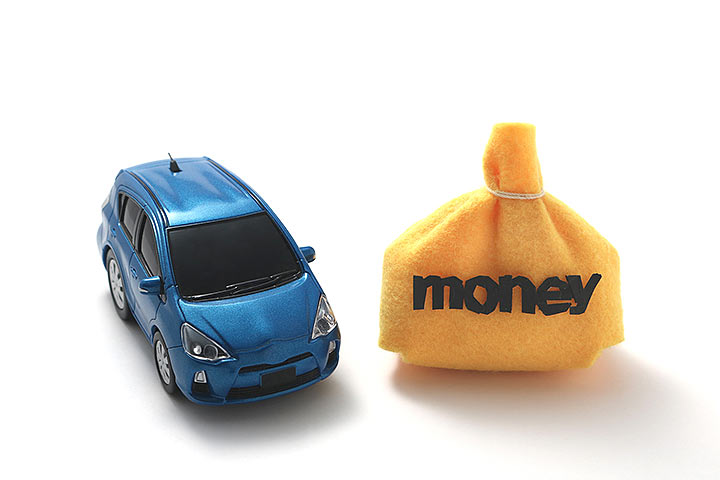 カーローンを借りる前に計算が必要な理由